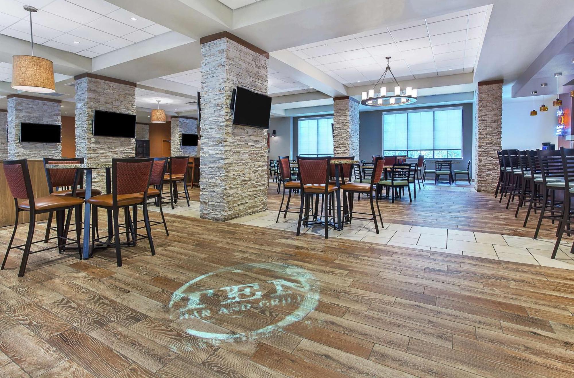 Embassy Suites By Hilton Nashville Airport Exterior foto